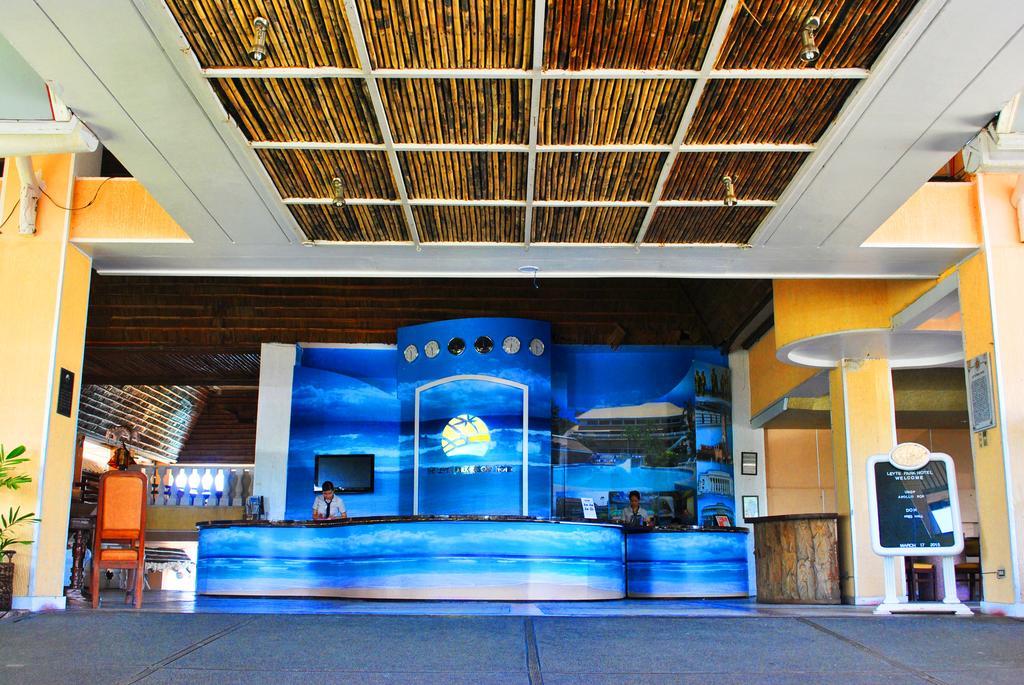 Leyte Park Resort Hotel Tacloban Exteriör bild