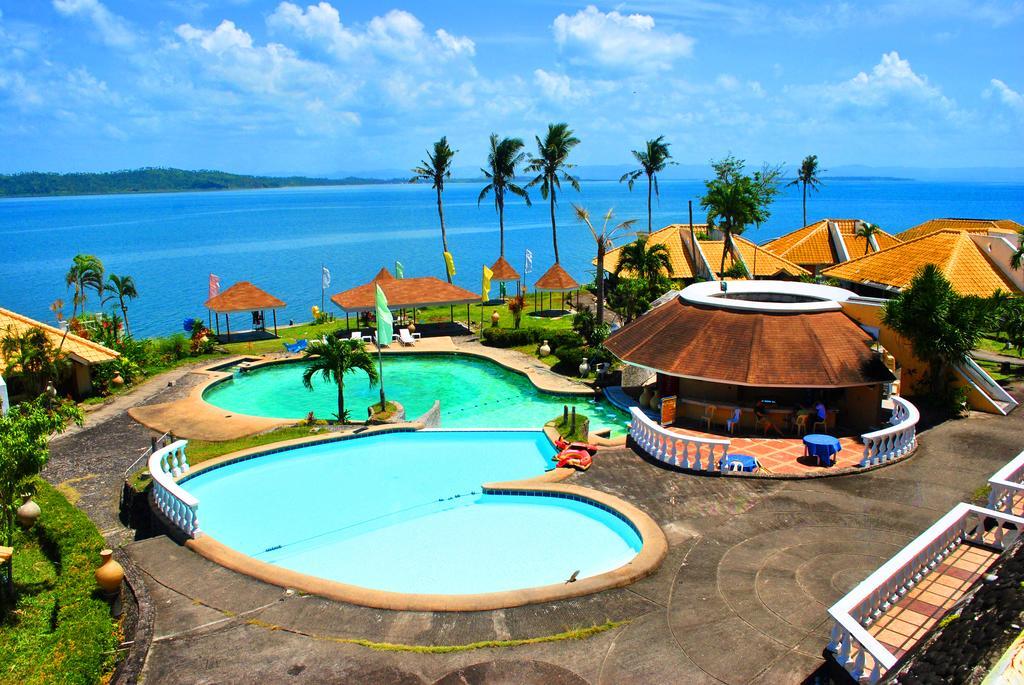 Leyte Park Resort Hotel Tacloban Exteriör bild