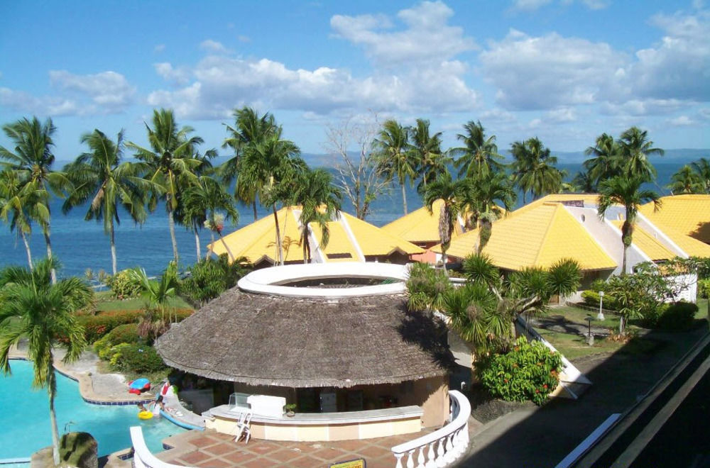 Leyte Park Resort Hotel Tacloban Exteriör bild